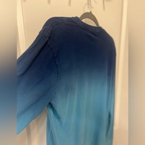 American Eagle AE. Long sleeve T-Shirt